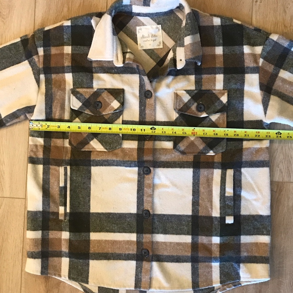 Altar'd State Large Gray Taupe Cream Plaid Shirt Jacket Size Medium - Picture 15 of 16
